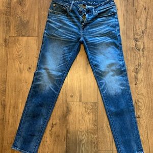 American Eagle Airflex skinny jeans 31x32